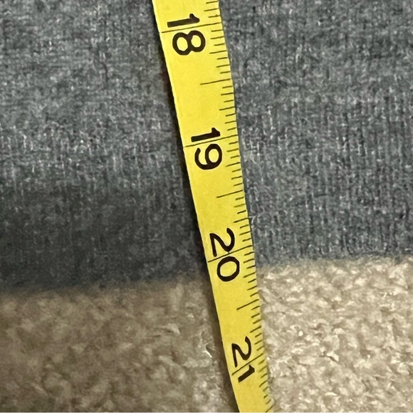 Chelsea & Theodore Cashmere star animal print sweater L - Picture 9 of 9